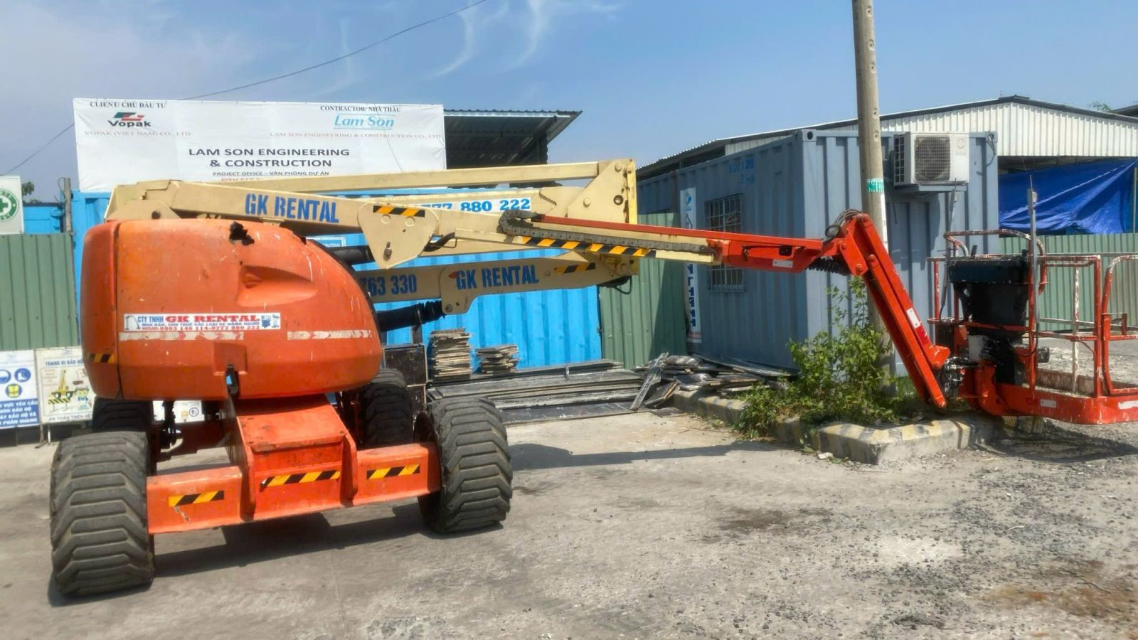 Xe-nang-nguoi-jlg-510aj