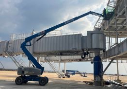 XE NÂNG NGƯỜI CẦN GẬP Z-BOOM GENIE Z80/60