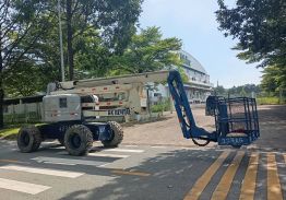 XE NÂNG NGƯỜI Z-BOOM 18M-20M GENIE Z60/34