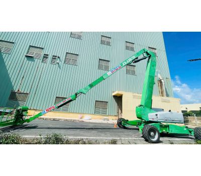 Xe nâng người Genie ZX-135/70RT 43 Mét